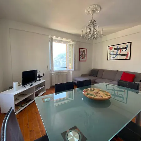 Superior In With Balcony * Argegno